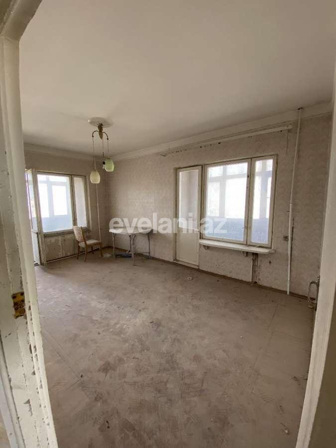 Satılır, köhnə tikili, 3 otaqlı, 90 m², Bakı, Binəqədi r, 6-cı mikrorayon q, Nəsimi m.