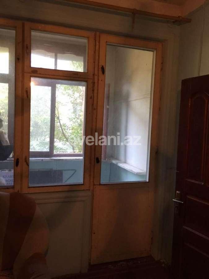 Kirayə verilir, köhnə tikili, 2 otaqlı, 50 m², Bakı, Nəsimi r, 3-cü mikrorayon q, Memar Əcəmi m.