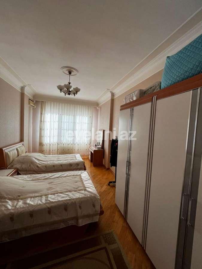 Satılır, yeni tikili, 3 otaqlı, 194 m², Bakı, Xətai r.