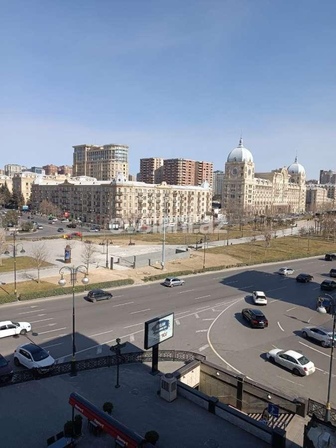 Kirayə verilir, köhnə tikili, 3 otaqlı, 97 m², Bakı, Nəsimi r, Nizami m.