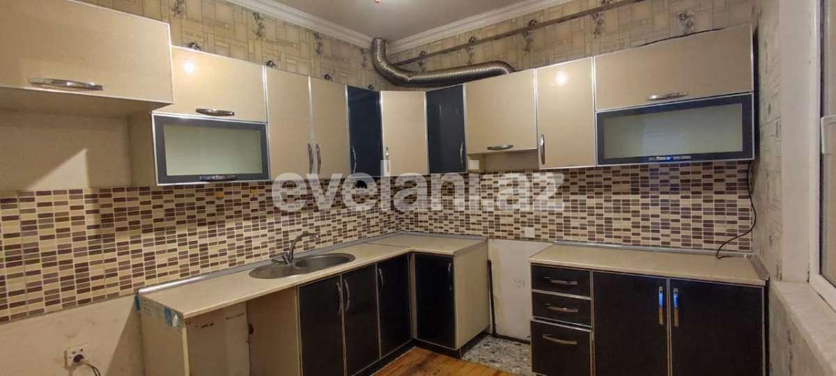 Rent, old building, 2 room, 68 m², Baku, Nizami r, Gara Garayev m.
