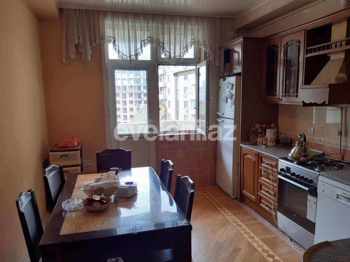 Satılır, yeni tikili, 3 otaqlı, 130 m², Bakı, Nərimanov r, 28 may m.