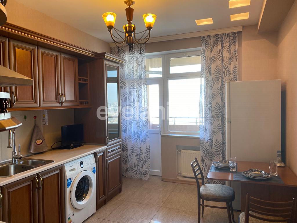 Kirayə verilir, yeni tikili, 2 otaqlı, 75 m², Bakı, Xətai r, Şah İsmayıl Xətai m.