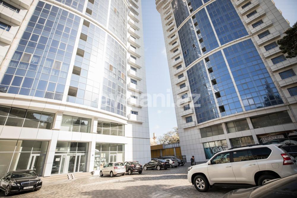 Satılır, yeni tikili, 3 otaqlı, 165 m², Bakı, Nəsimi r, 28 may m.