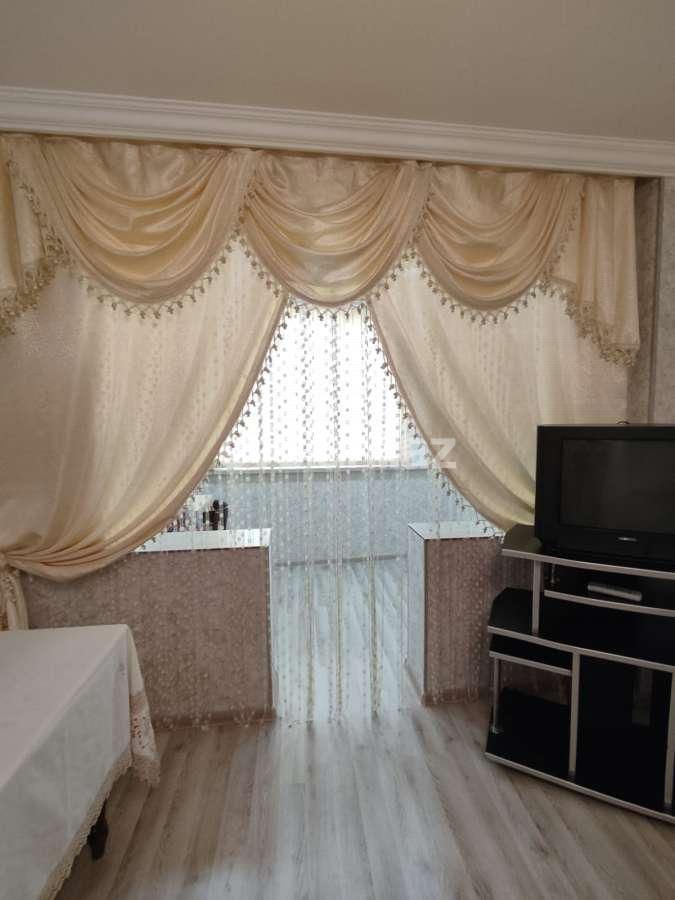 Satılır, köhnə tikili, 2 otaqlı, 31 m², Bakı, Nizami r.