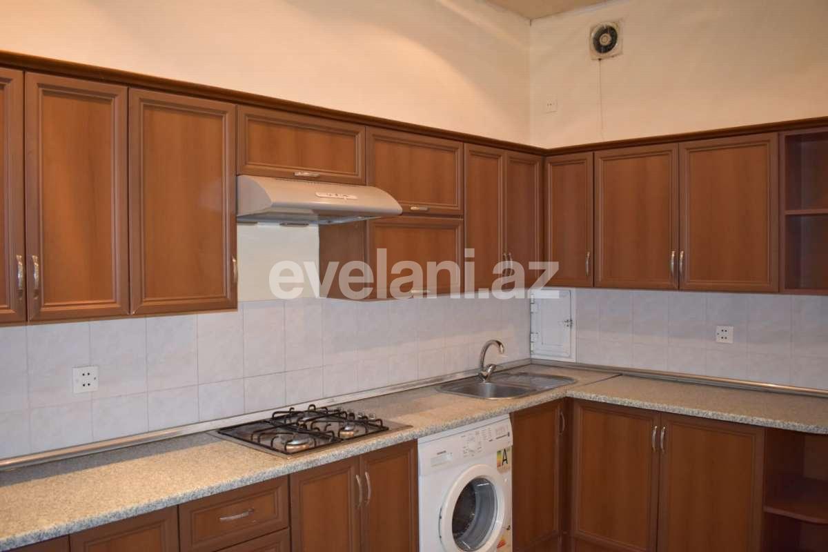 Satılır, yeni tikili, 2 otaqlı, 81 m², Bakı, Binəqədi r, 8-ci mikrorayon q, Azadlıq prospekti m.