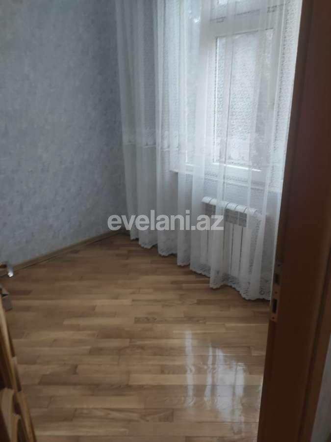 Satılır, köhnə tikili, 2 otaqlı, 45 m², Bakı, Nəsimi r, 1-ci mikrorayon q, Memar Əcəmi m.