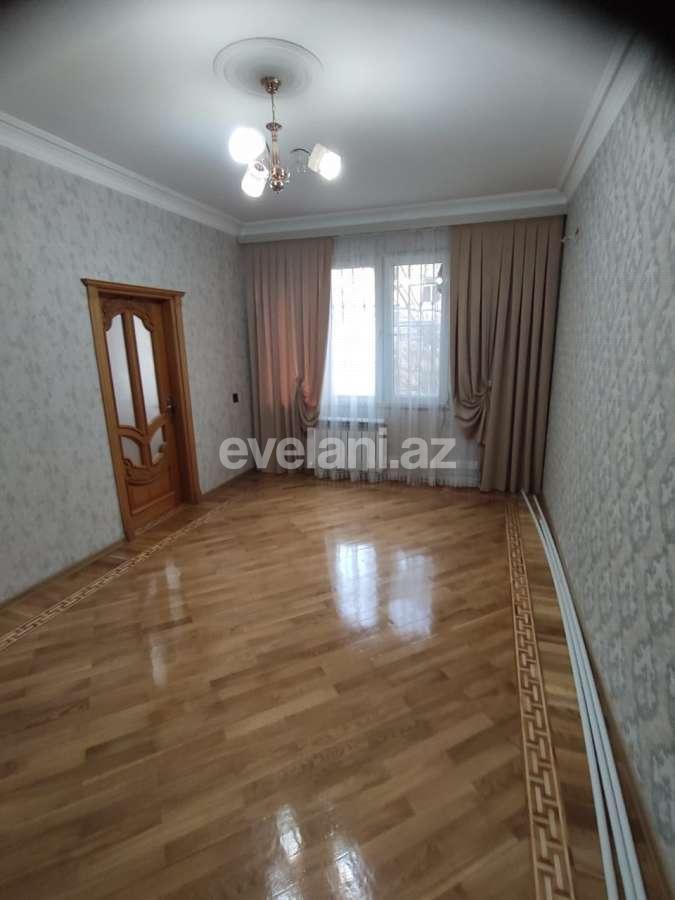 Satılır, köhnə tikili, 2 otaqlı, 45 m², Bakı, Nəsimi r, 1-ci mikrorayon q, Memar Əcəmi m.