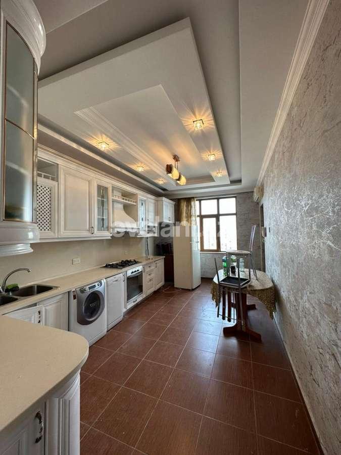 Продаётся, новостройка, 4-комнаты, 200 m², Баку, Насиминский r.