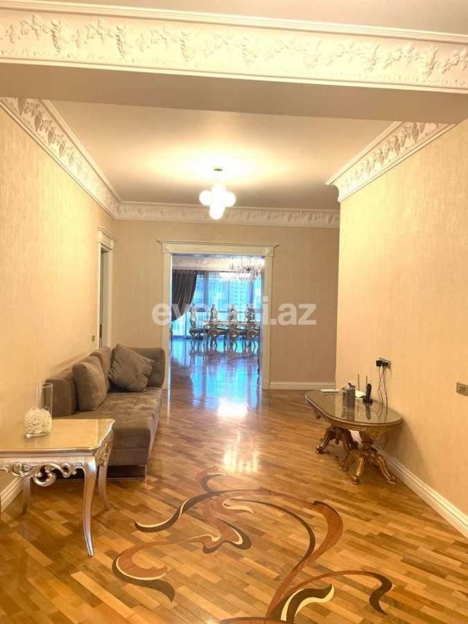 Kirayə verilir, yeni tikili, 3 otaqlı, 200 m², Bakı, Xətai r, Ağ şəhər q, Şah İsmayıl Xətai m.