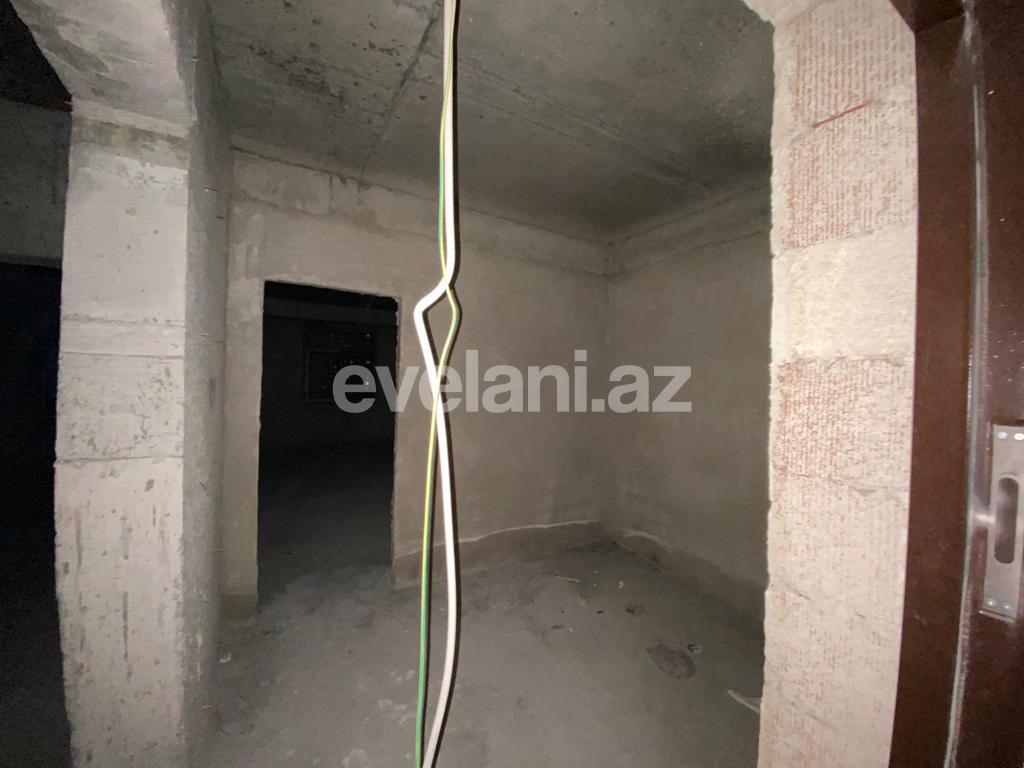 Satılır, yeni tikili, 2 otaqlı, 70 m², Bakı, Binəqədi r, 8-ci mikrorayon q, Memar Əcəmi m.