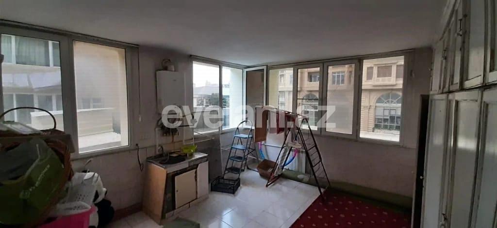 Sale, old building, 7 room, 185 m², Baku, Nasimi r, 28 may m.