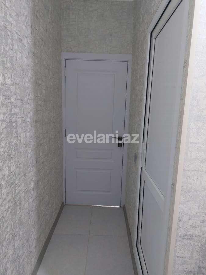Satılır, köhnə tikili, 2 otaqlı, 49.99 m², Bakı, Binəqədi r, 9-cu mikrorayon q, Azadlıq prospekti m.