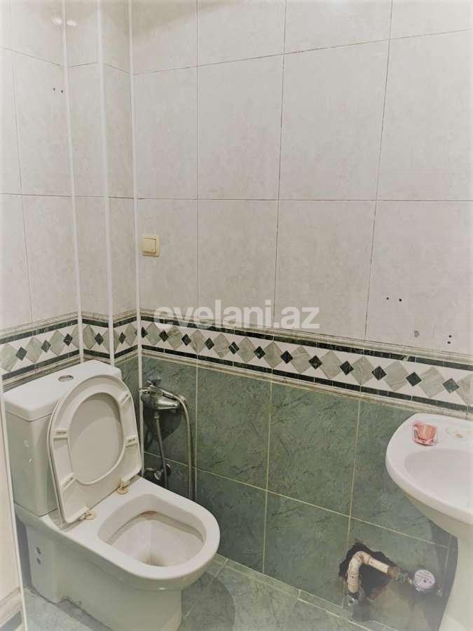 Satılır, köhnə tikili, 3 otaqlı, 65 m², Bakı, Nəsimi r, 4-cü mikrorayon q, Memar Əcəmi m.
