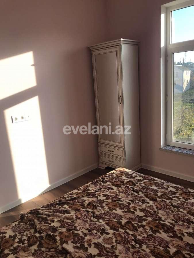 Satılır, həyət evi / bağ, 4 otaqlı, 240 m², Bakı, Abşeron r, Novxanı q.