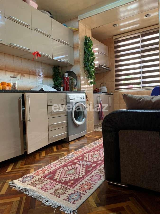 Satılır, köhnə tikili, 3 otaqlı, 106 m², Bakı, Nəsimi r, 28 may m.