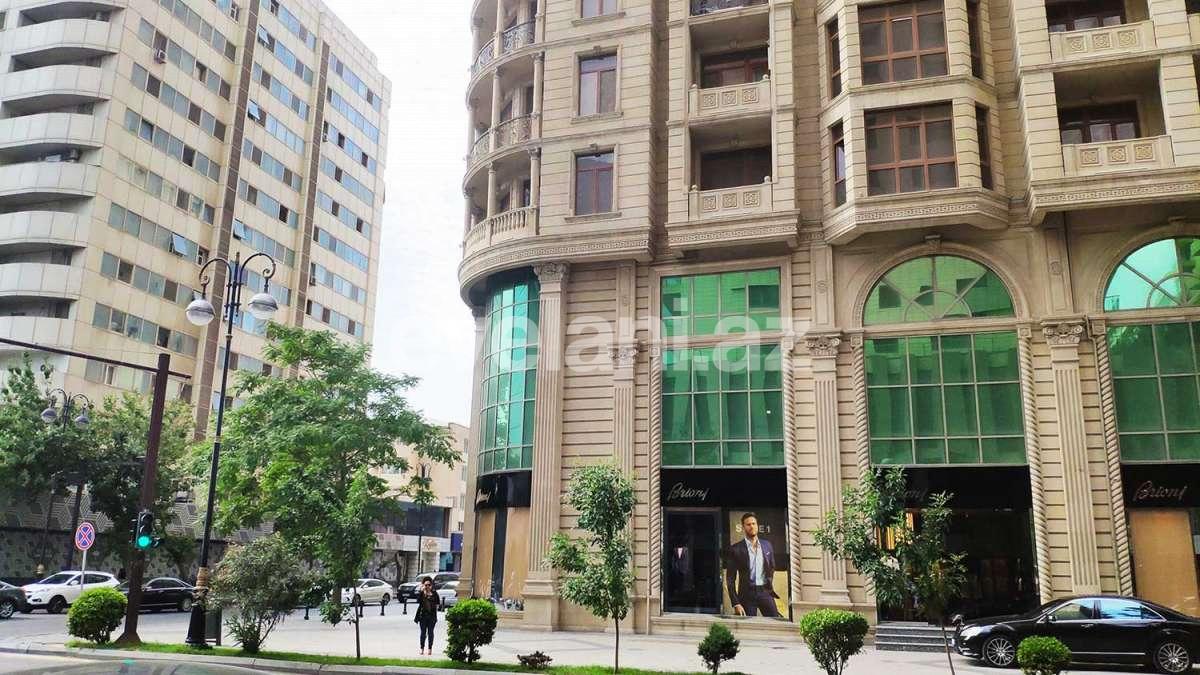 Сдаётся, офис, 3-комнаты, 100 m², Баку, Насиминский r, Шах Исмаил Хатаи m.