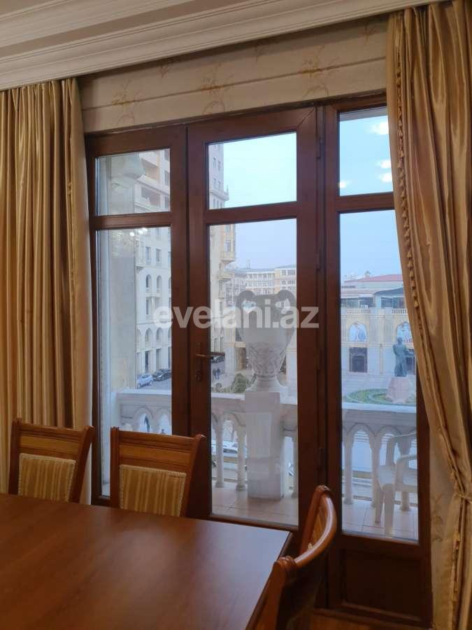 Kirayə verilir, köhnə tikili, 3 otaqlı, 82 m², Bakı, Səbail r, Sahil m.