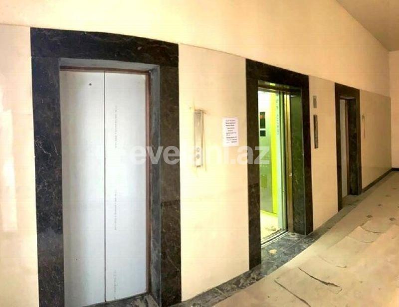 Satılır, yeni tikili, 3 otaqlı, 164 m², Bakı, Yasamal r, Elmlər Akademiyası m.