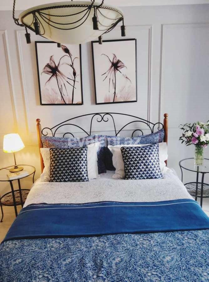 Satılır, köhnə tikili, 2 otaqlı, 58 m², Bakı, Yasamal r, Elmlər Akademiyası m.