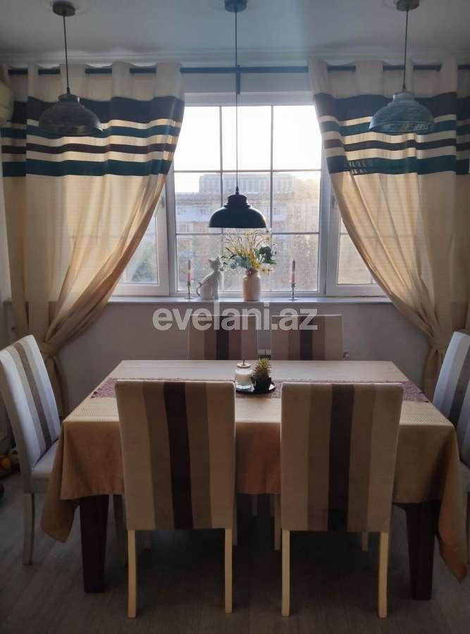 Satılır, köhnə tikili, 2 otaqlı, 58 m², Bakı, Yasamal r, Elmlər Akademiyası m.