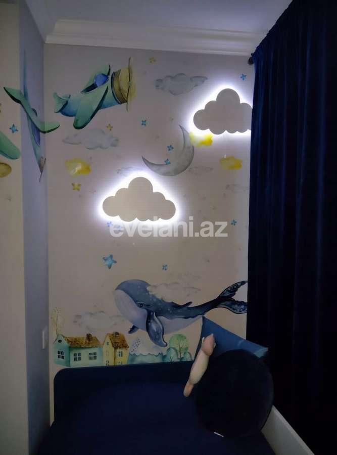 Satılır, köhnə tikili, 2 otaqlı, 58 m², Bakı, Yasamal r, Elmlər Akademiyası m.