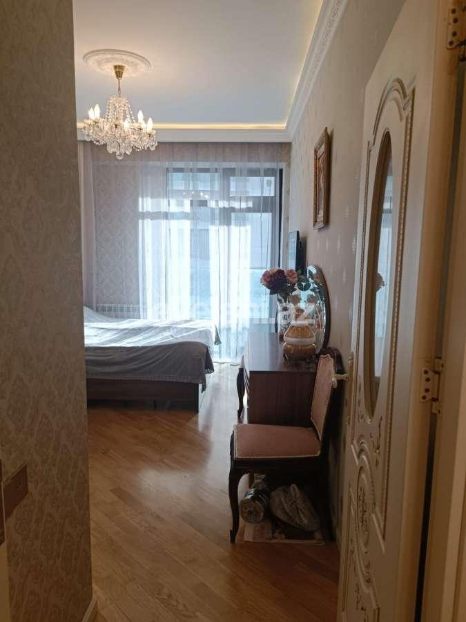 Satılır, yeni tikili, 2 otaqlı, 65 m², Bakı, Yasamal r, 8 Noyabr m.