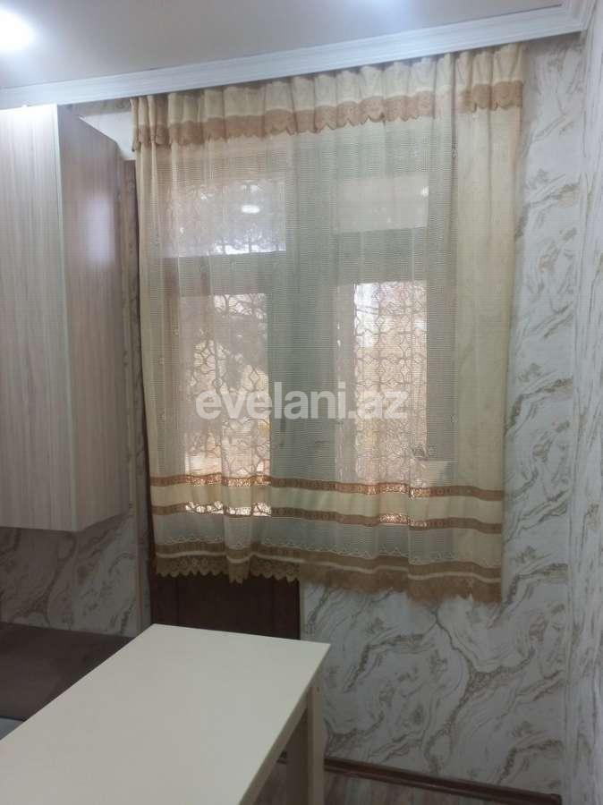 Satılır, köhnə tikili, 2 otaqlı, 50 m², Bakı, Nəsimi r, 4-cü mikrorayon q, Memar Əcəmi m.