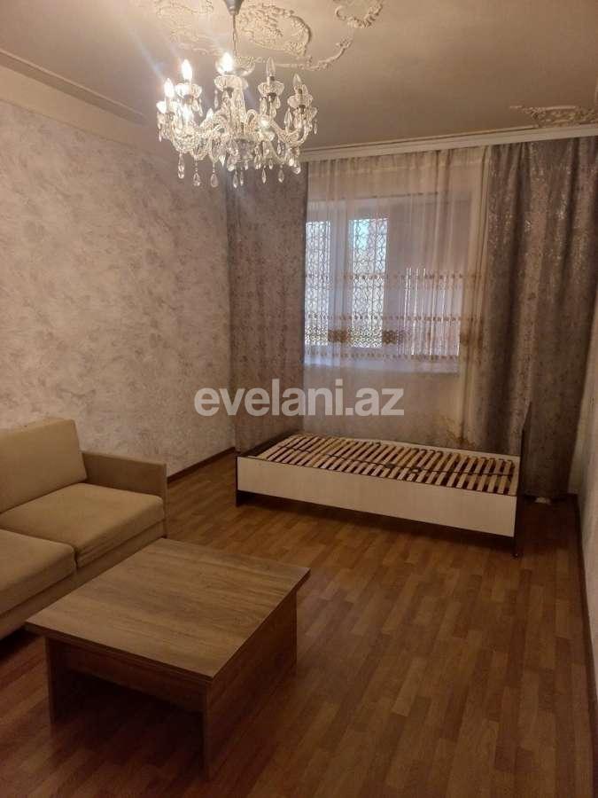 Satılır, köhnə tikili, 2 otaqlı, 50 m², Bakı, Nəsimi r, 4-cü mikrorayon q, Memar Əcəmi m.
