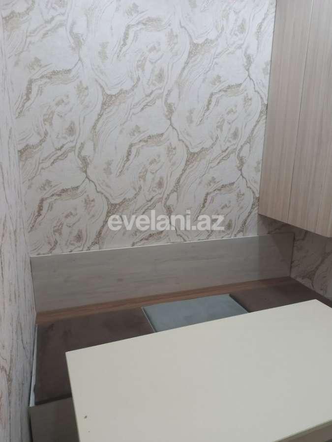 Satılır, köhnə tikili, 2 otaqlı, 50 m², Bakı, Nəsimi r, 4-cü mikrorayon q, Memar Əcəmi m.