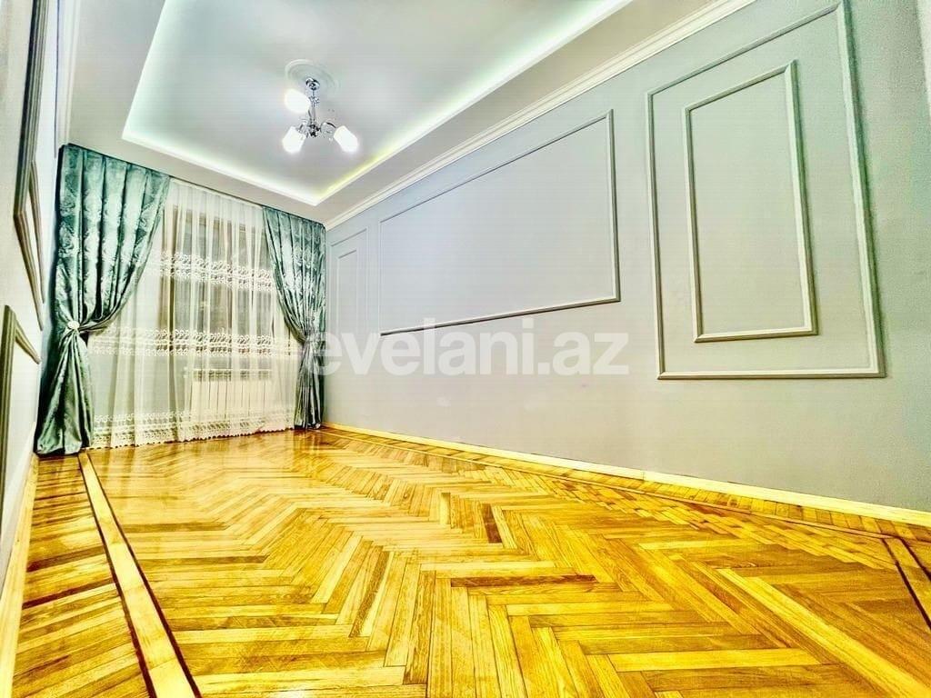 Satılır, köhnə tikili, 2 otaqlı, 60 m², Bakı, Nəsimi r, 4-cü mikrorayon q, Nəsimi m.