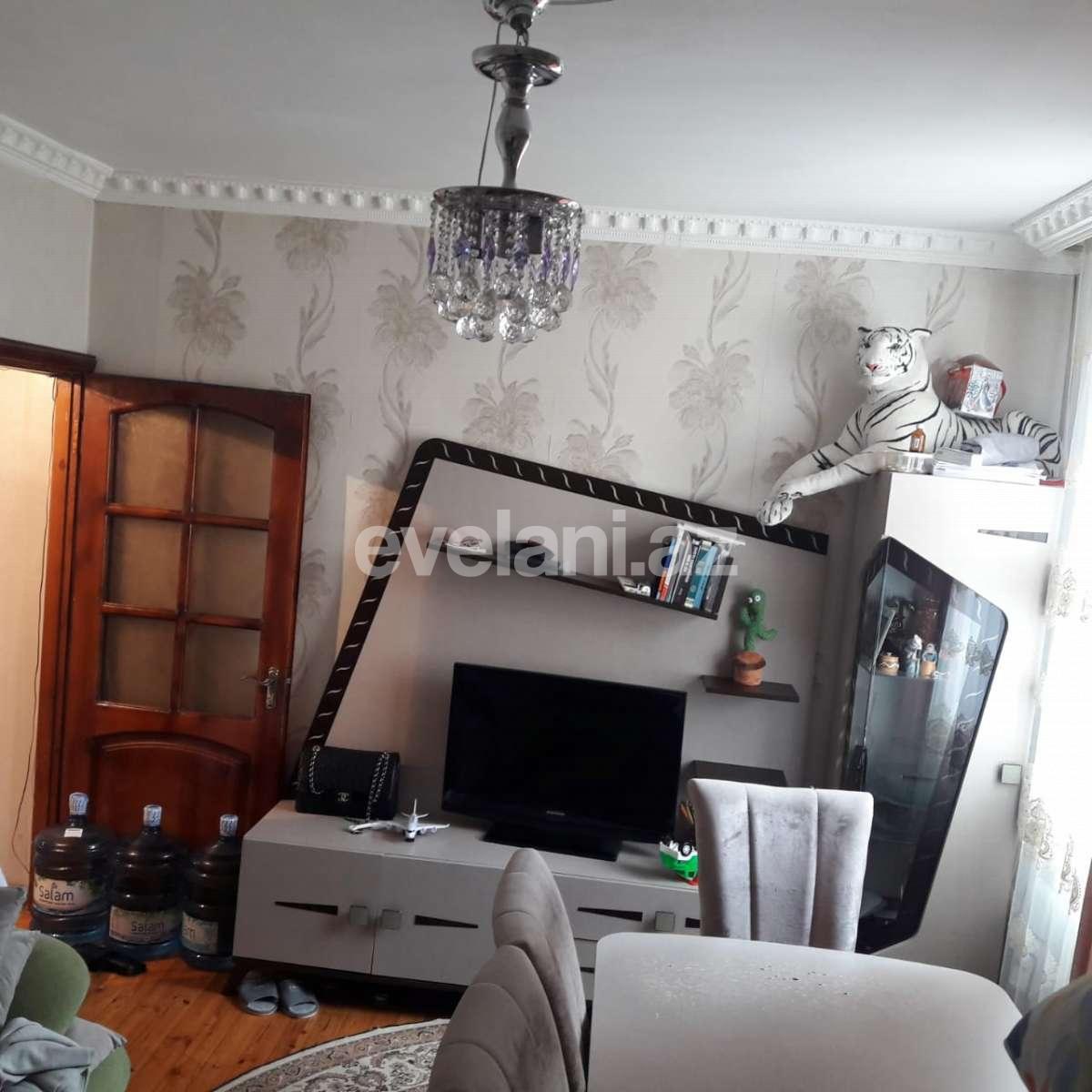 Satılır, köhnə tikili, 2 otaqlı, 40 m², Bakı, Sabunçu r, Bakıxanov q.