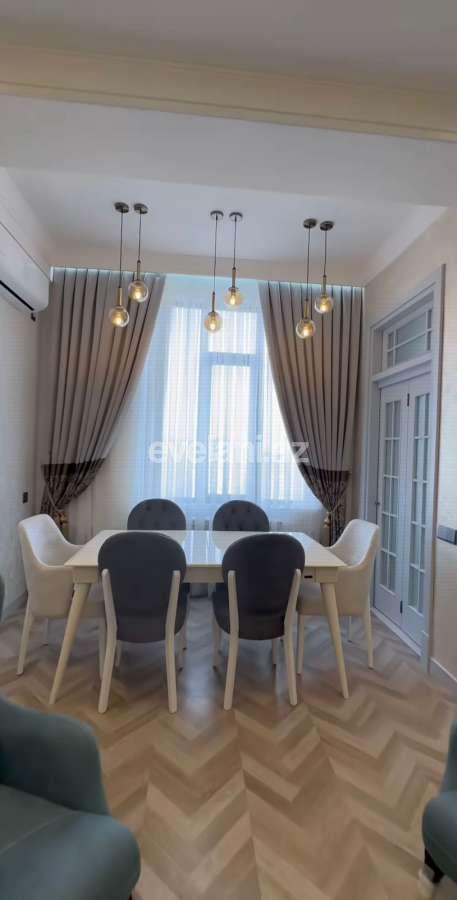 Satılır, yeni tikili, 3 otaqlı, 110 m², Bakı, Yasamal r, Elmlər Akademiyası m.