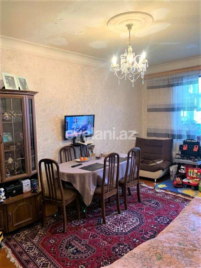 Satılır, köhnə tikili, 2 otaqlı, 49.97 m², Bakı, Binəqədi r, Memar Əcəmi m.