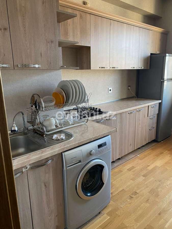 Сдаётся, новостройка, 2-комнаты, 78 m², Баку, Сабаильский r, Баилова p, Ичери Шехер m.