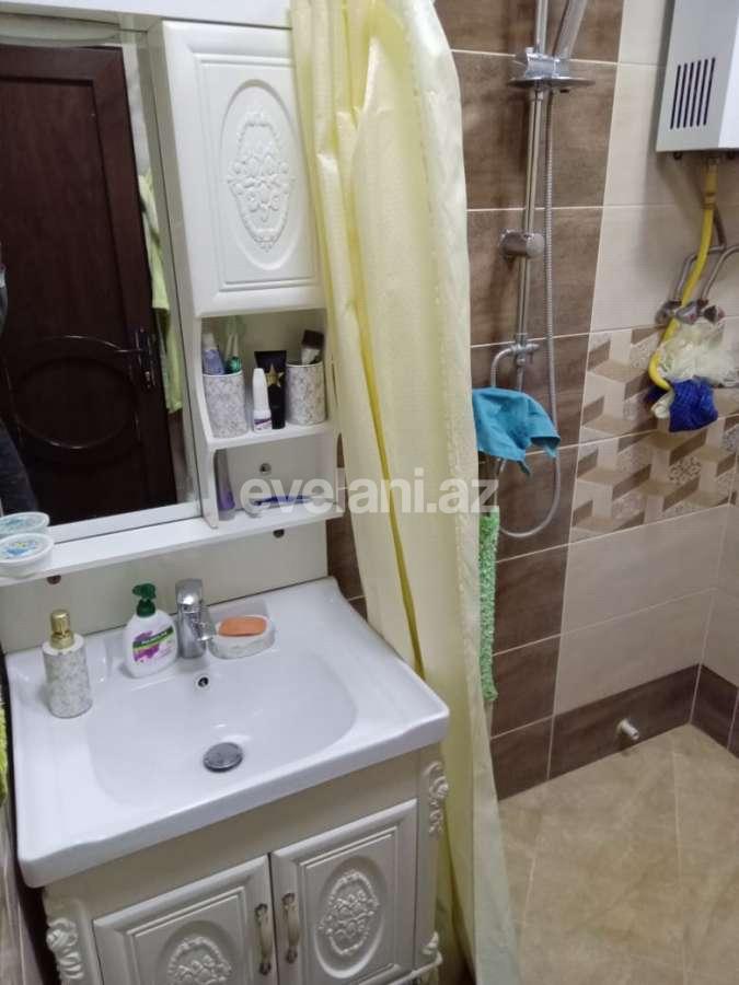 Satılır, köhnə tikili, 3 otaqlı, 70 m², Bakı, Binəqədi r, 6-cı mikrorayon q, Nəsimi m.