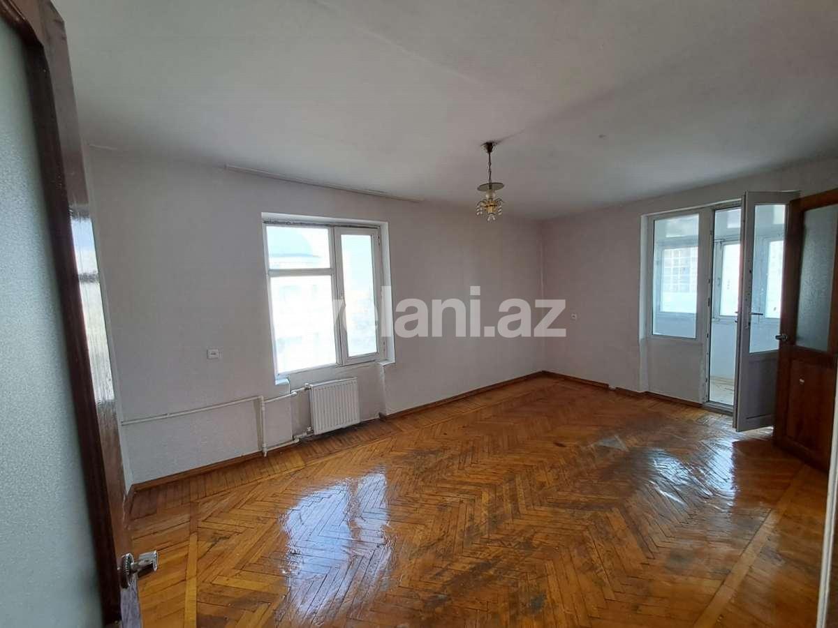 Satılır, köhnə tikili, 2 otaqlı, 40 m², Bakı, Yasamal r, Yasamal q, Elmlər Akademiyası m.