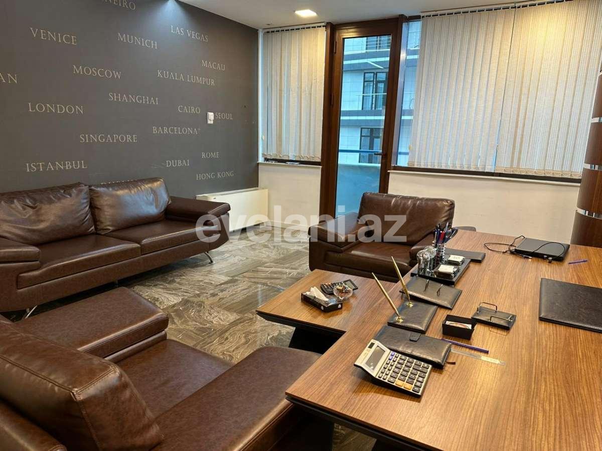 Satılır, ofis, 4 otaqlı, 180 m², Bakı, Səbail r, Sahil m.