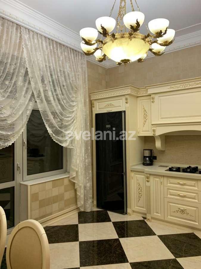 Rent, new building, 3 room, 130 m², Baku, Sabail r, 28 may m.