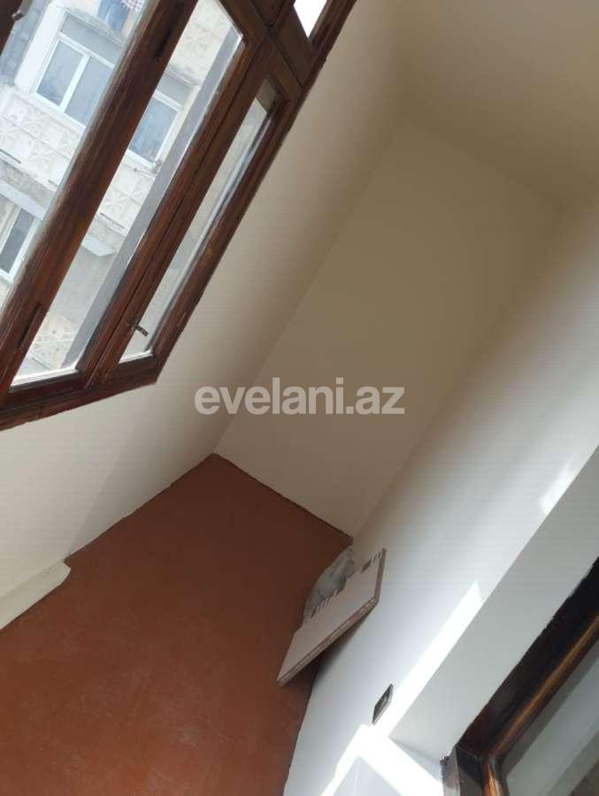 Satılır, köhnə tikili, 2 otaqlı, 60 m², Bakı, Binəqədi r, 9-cu mikrorayon q, Memar Əcəmi m.