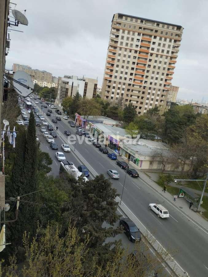 Satılır, köhnə tikili, 2 otaqlı, 60 m², Bakı, Binəqədi r, 9-cu mikrorayon q, Memar Əcəmi m.