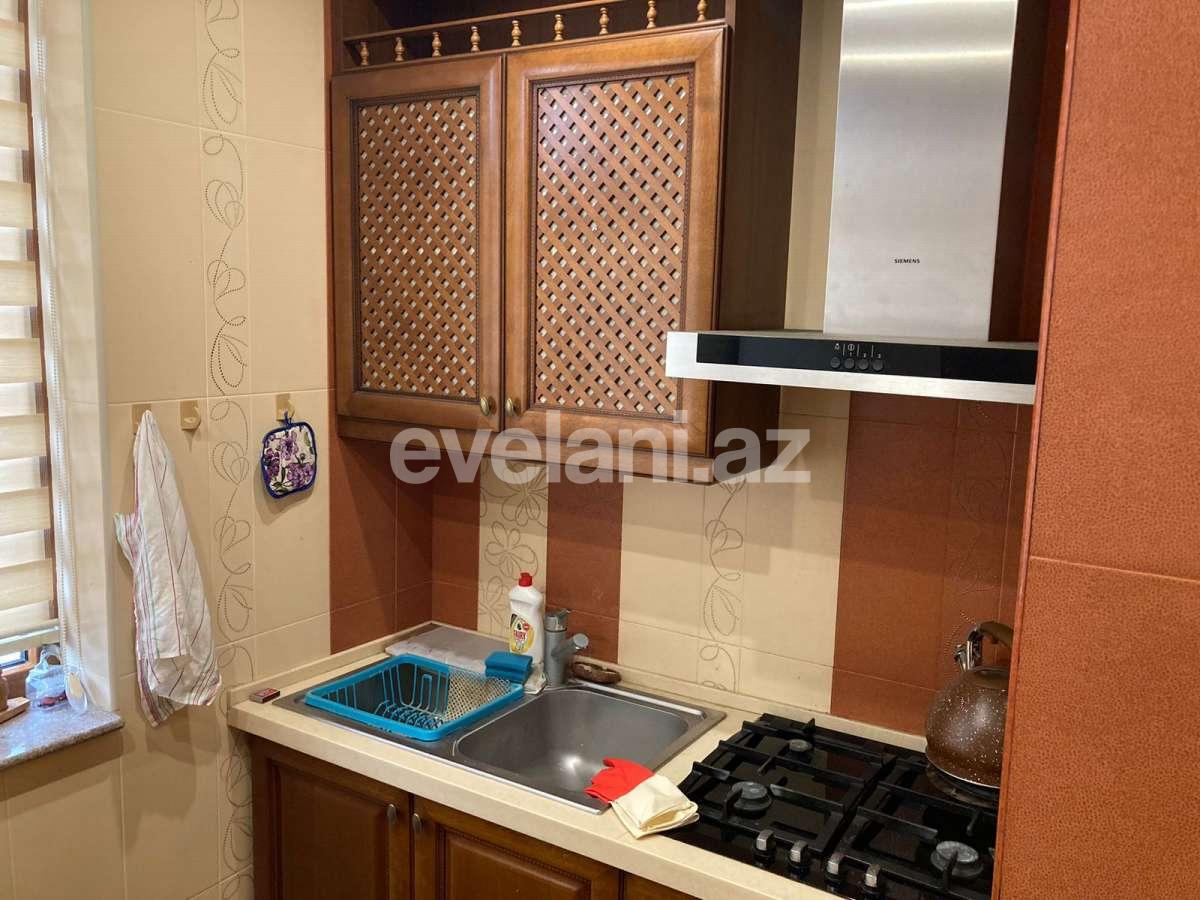 Kirayə verilir, köhnə tikili, 2 otaqlı, 70 m², Bakı, Yasamal r, Elmlər Akademiyası m.