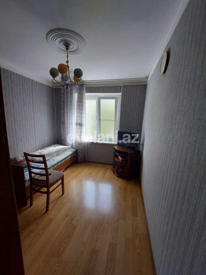 Satılır, köhnə tikili, 3 otaqlı, 65 m², Bakı, Xətai r, Həzi Aslanov m.