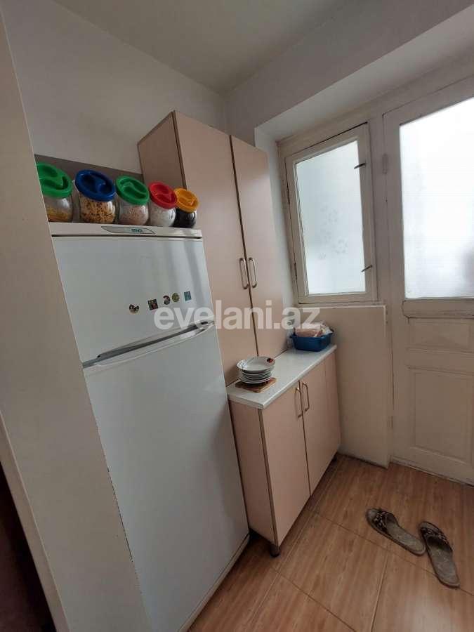 Satılır, köhnə tikili, 3 otaqlı, 65 m², Bakı, Xətai r, Həzi Aslanov m.