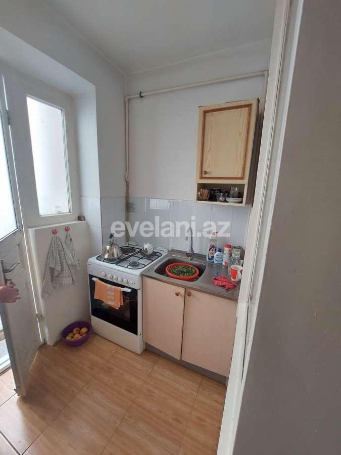 Satılır, köhnə tikili, 3 otaqlı, 65 m², Bakı, Xətai r, Həzi Aslanov m.