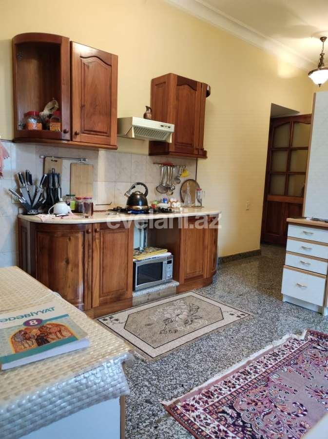 Kirayə verilir, köhnə tikili, 3 otaqlı, 100 m², Bakı, Səbail r.