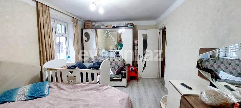 Sale, old building, 1 room, 33 m², Baku, Yasamal r.