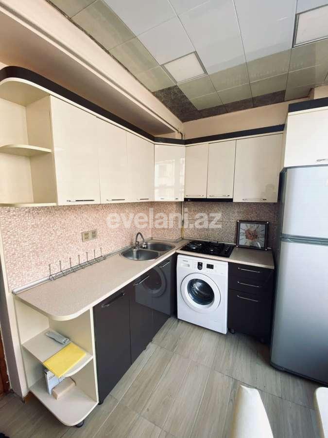 Satılır, köhnə tikili, 2 otaqlı, 60 m², Bakı, Səbail r, İçəri Şəhər m.
