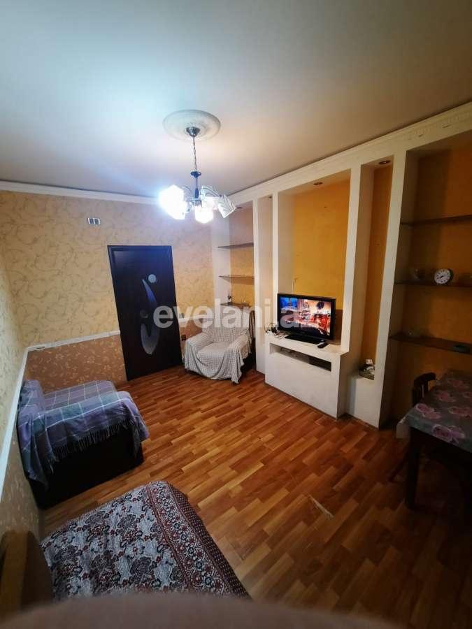 Satılır, köhnə tikili, 2 otaqlı, 63 m², Bakı, Suraxanı r.