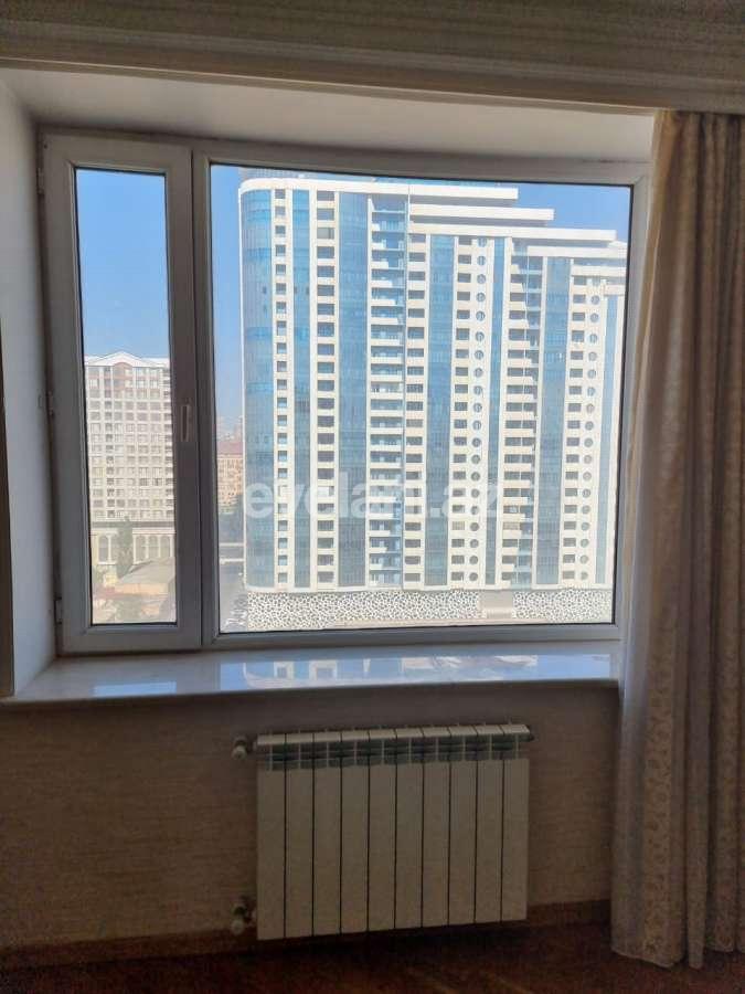 Kirayə verilir, yeni tikili, 3 otaqlı, 140 m², Bakı, Xətai r, Ağ şəhər q, Şah İsmayıl Xətai m.
